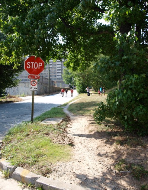 Pedestrian desire line on Oak Valley Road near Lenox Station